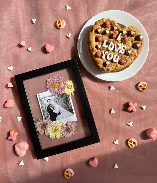 Mini Heart Shaped Cookie Cake with Flower Frame